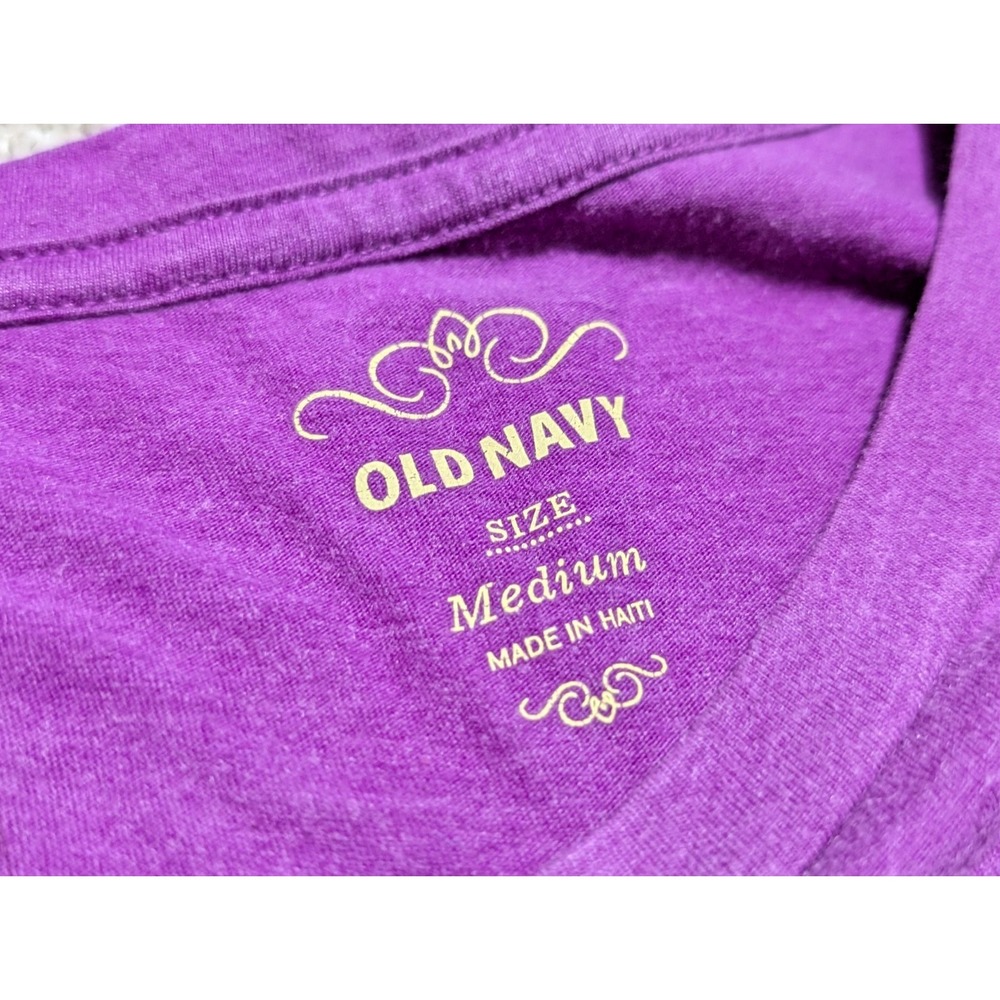 Pink Old Navy Sun & Surf Tee Shirt Size Medium Sunset Casual Wear - Picture 3 of 5